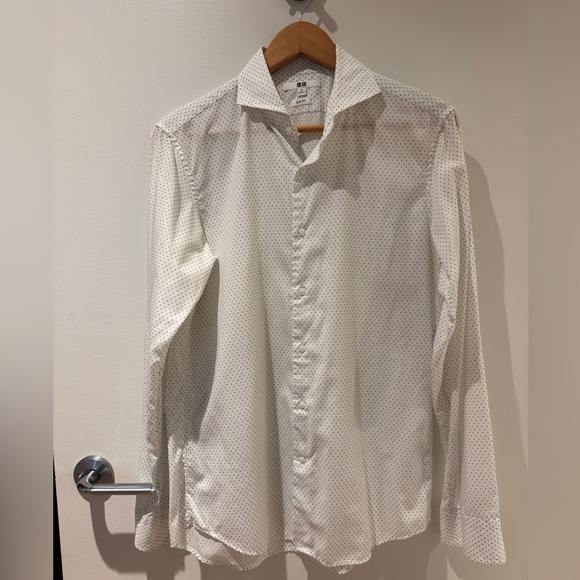 Uniqlo white diamond print shirt - Picture 2 of 4
